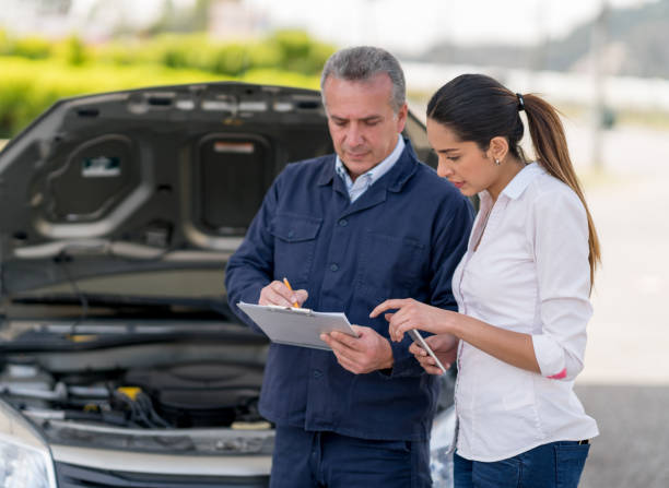 Low-cost car insurance agents in Greenhills, OH